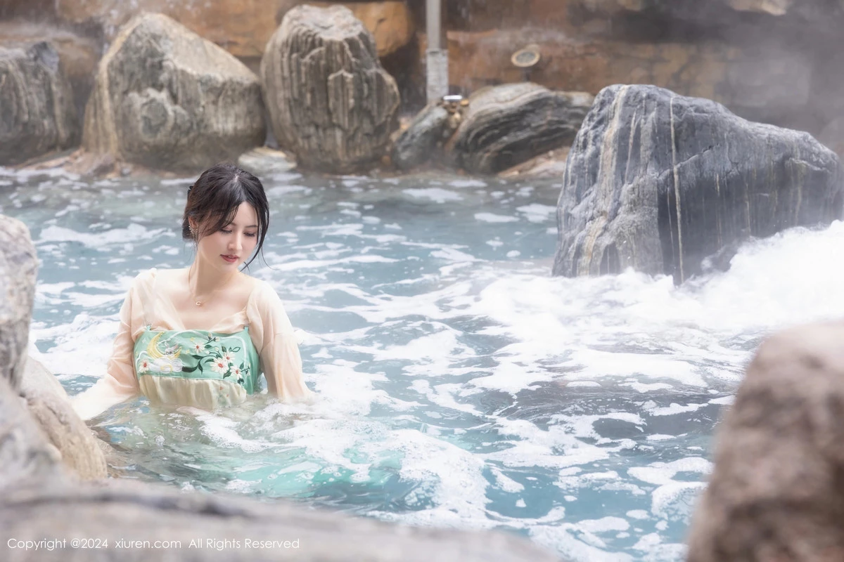[XiuRen秀人网]第8128期诗诗写真 [82P]-015