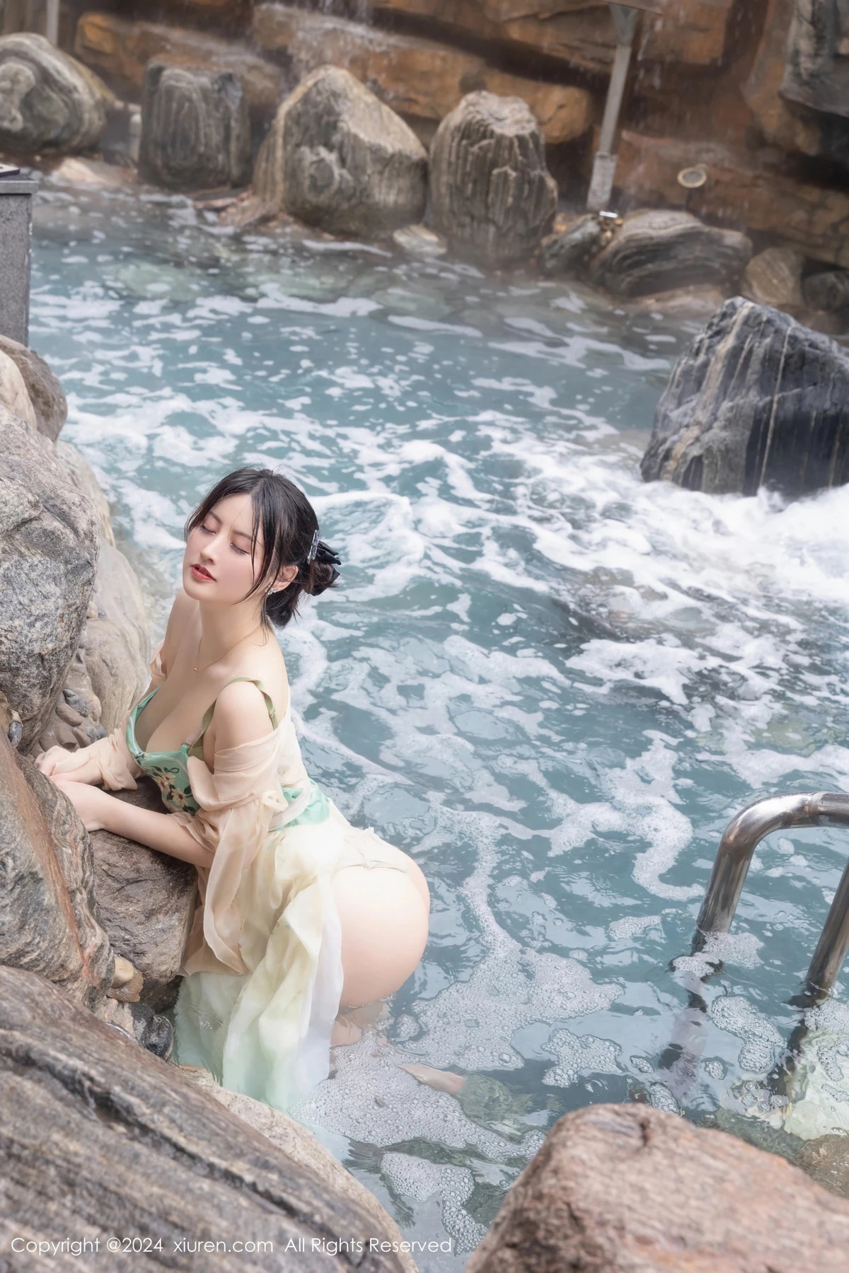 [XiuRen秀人网]第8128期诗诗写真 [82P]-022