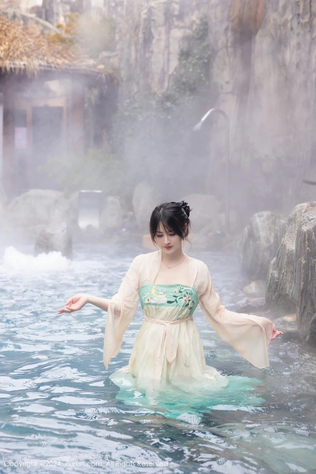 [XiuRen秀人网]第8128期诗诗写真 [82P]-011