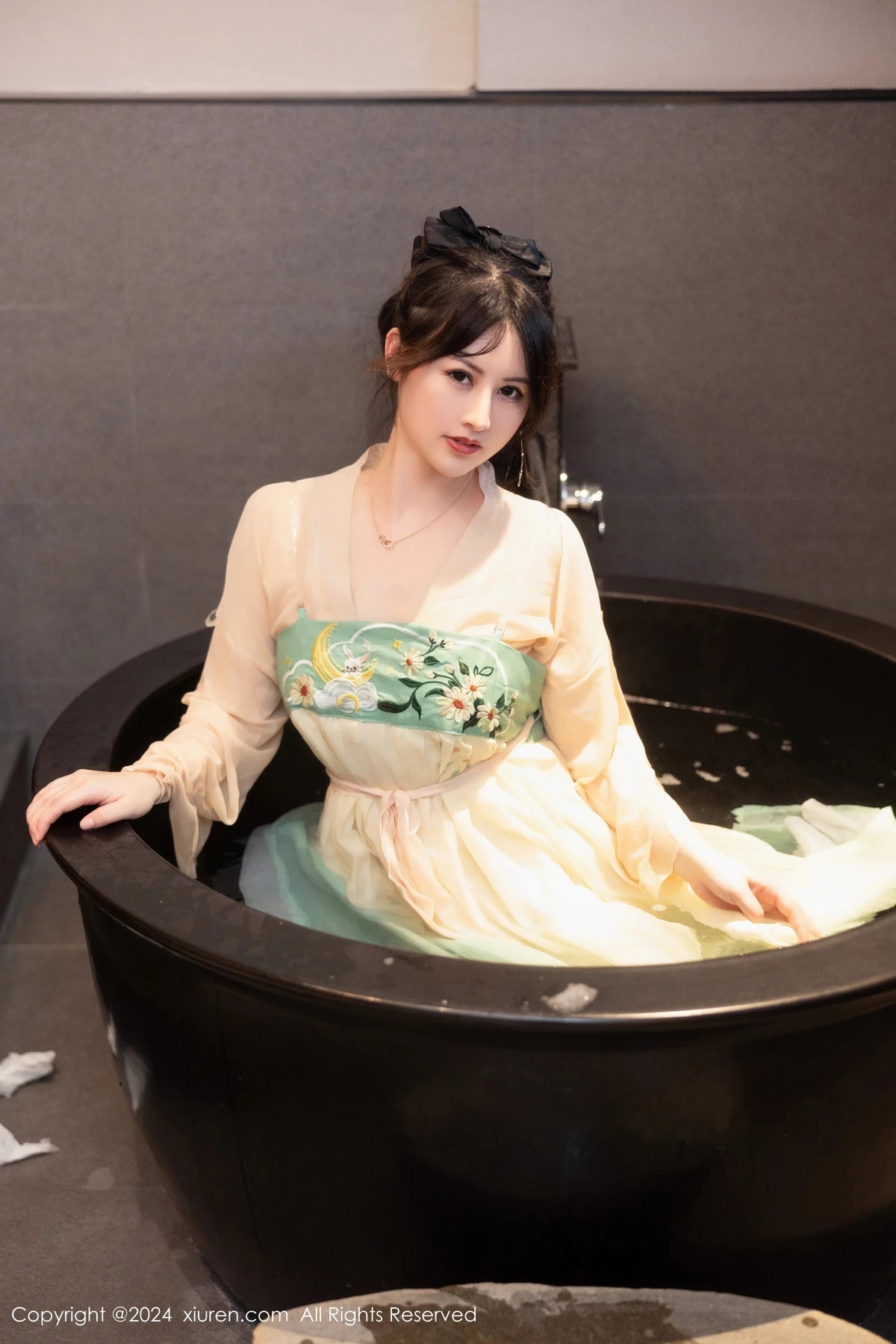 [XiuRen秀人网]第8128期诗诗写真 [82P]-025