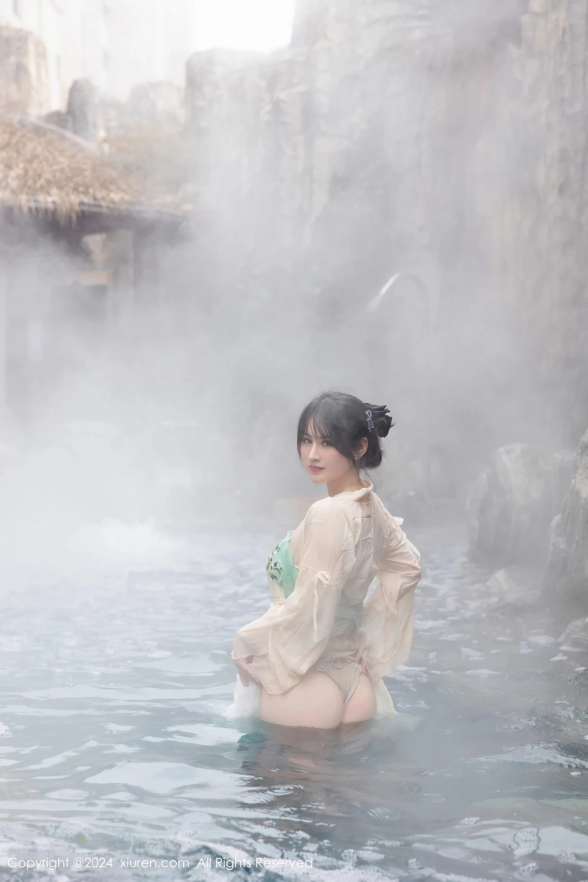 [XiuRen秀人网]第8128期诗诗写真 [82P]-012