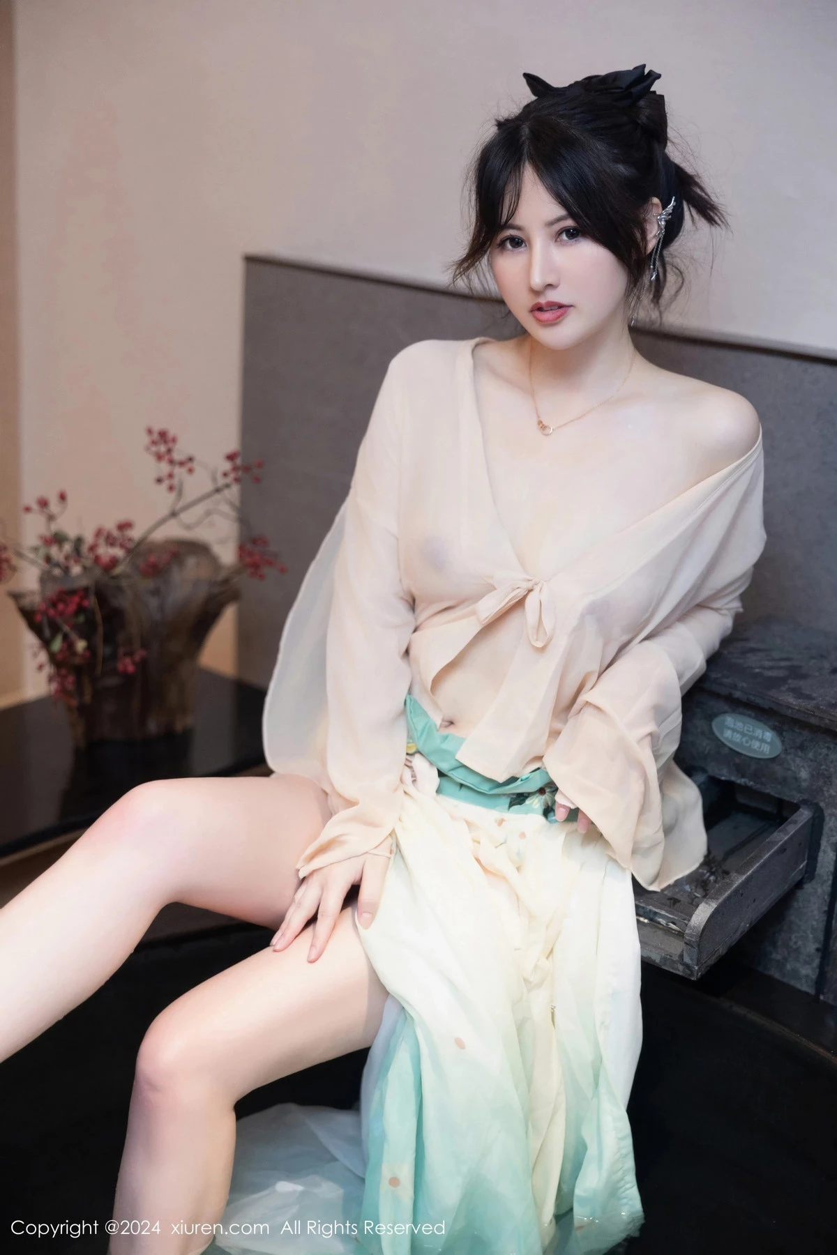 [XiuRen秀人网]第8128期诗诗写真 [82P]-062