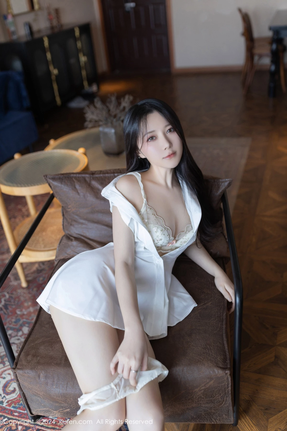 [XiuRen秀人网]第8315期鱼子酱写真 [80P]-074