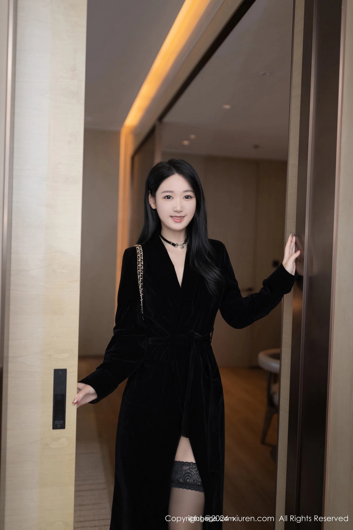 [XiuRen秀人网]第8326期唐安琪写真 [81P]-001