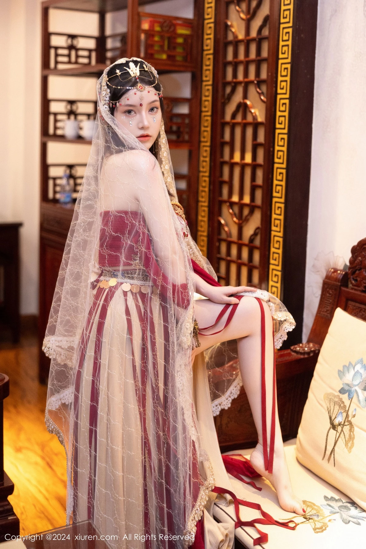 [XiuRen秀人网]第8349期豆瓣酱写真 [82P]-024