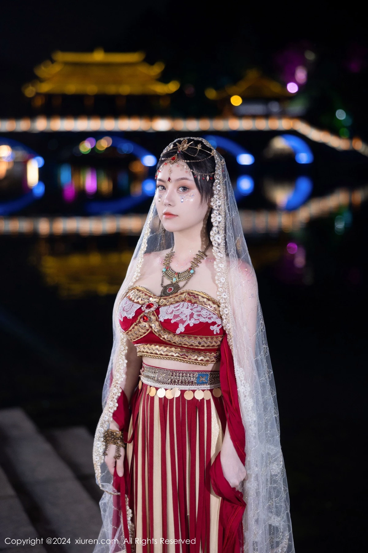 [XiuRen秀人网]第8349期豆瓣酱写真 [82P]-001