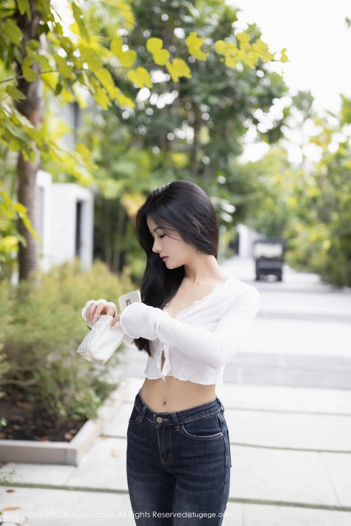[XiuRen秀人网]第8262期小茶茶写真 [80P]-001