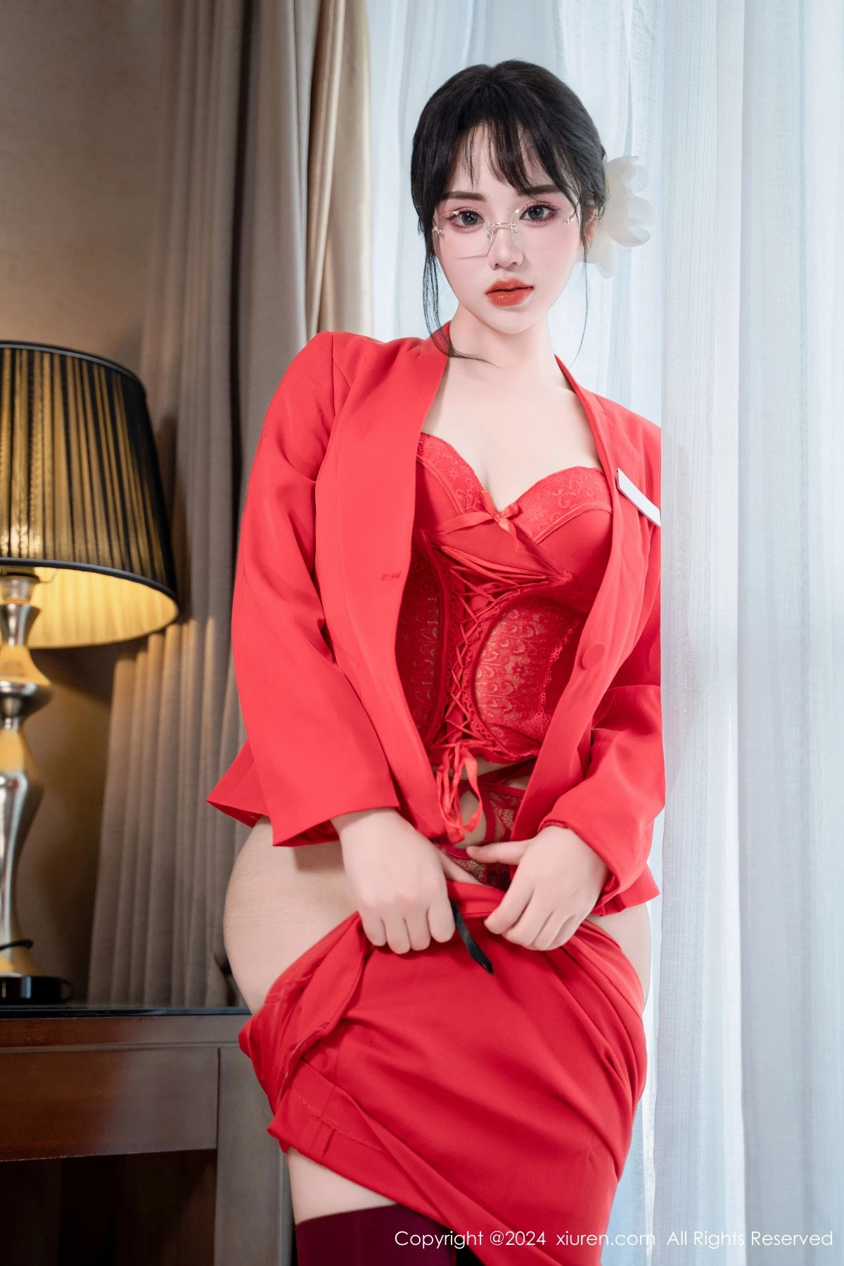 [XiuRen秀人网]第8360期汐汐爱吃草莓写真 [60P]-019
