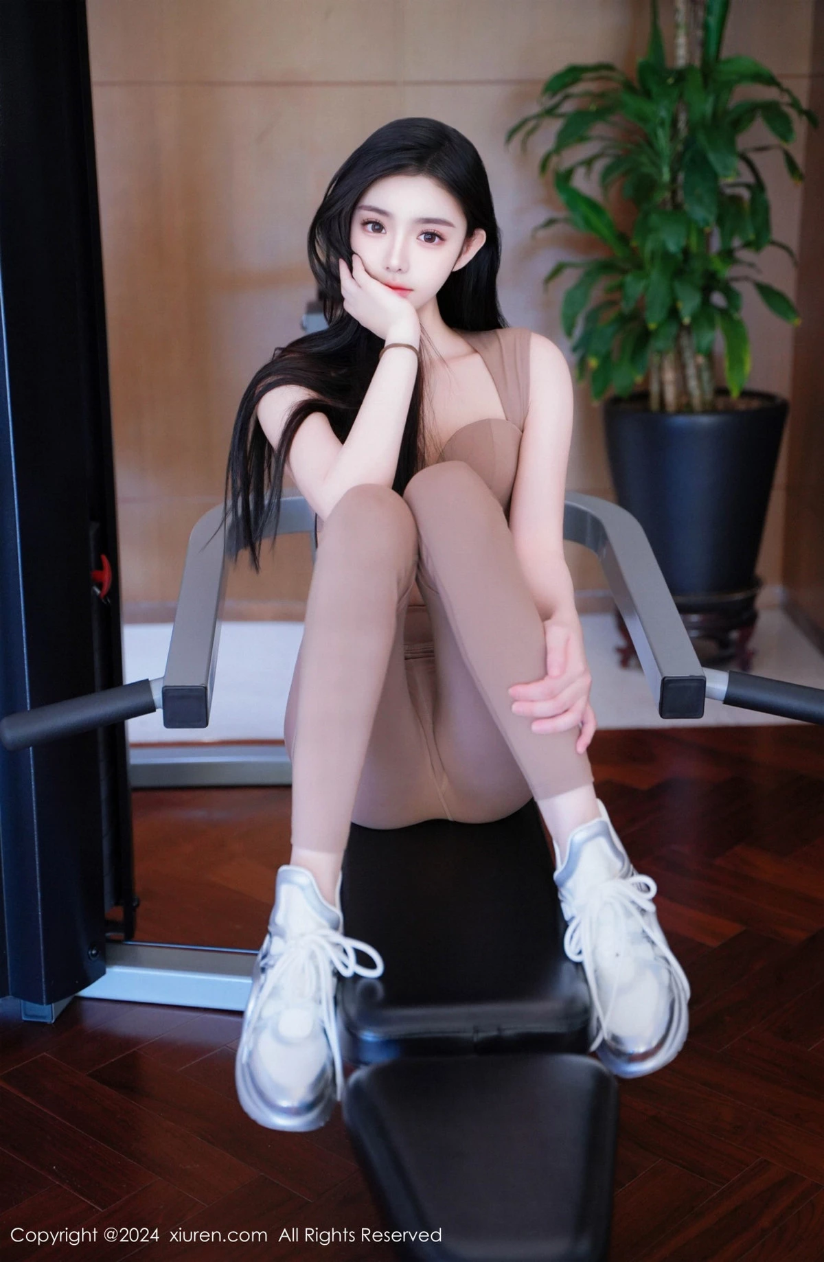 [XiuRen秀人网]第8382期龙雪儿写真 [75P]-001