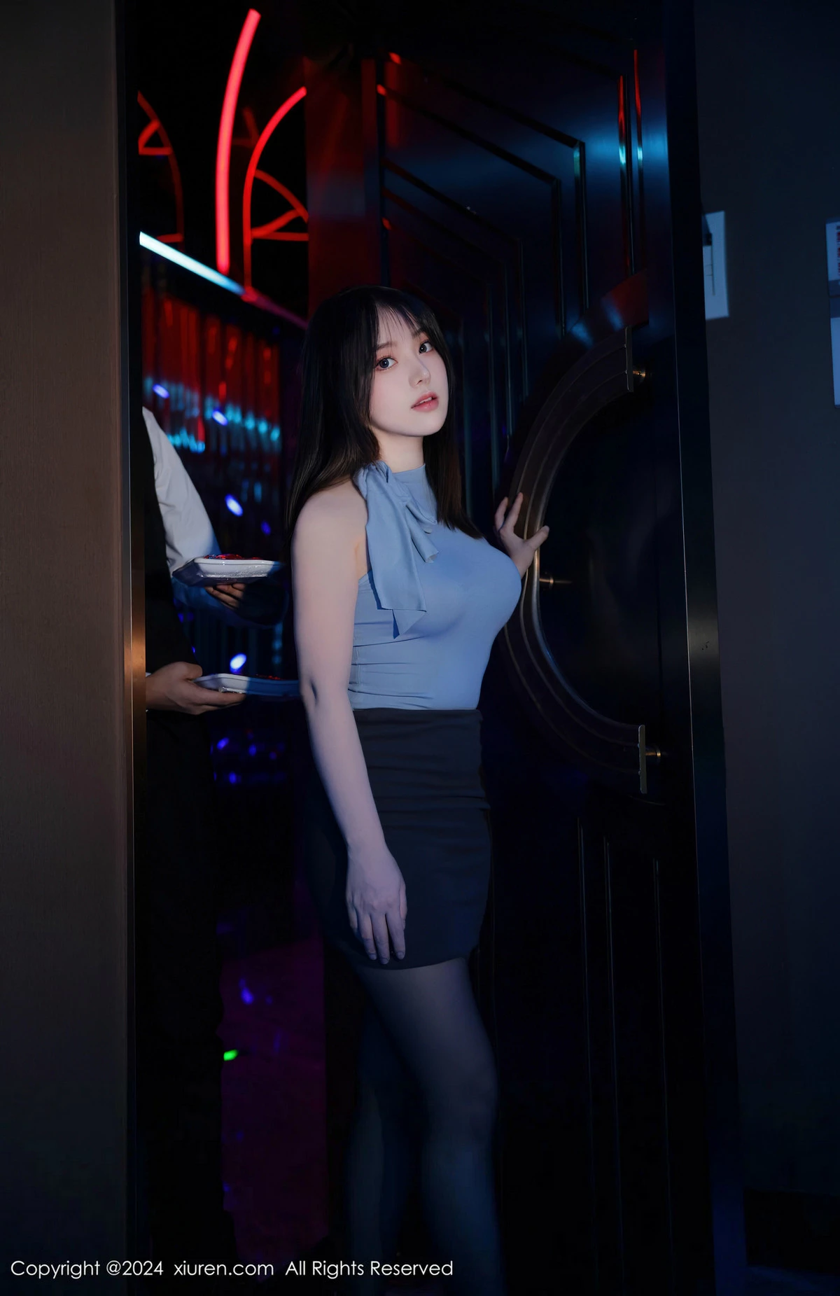 [XiuRen秀人网]第8402期豆瓣酱写真 [73P]-018