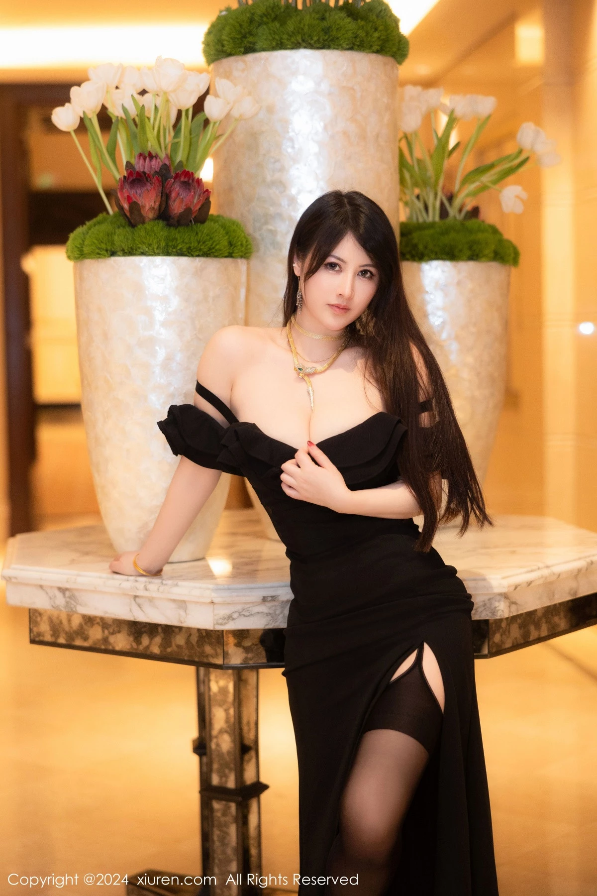[XiuRen秀人网]第8397期诗诗写真 [81P]-007