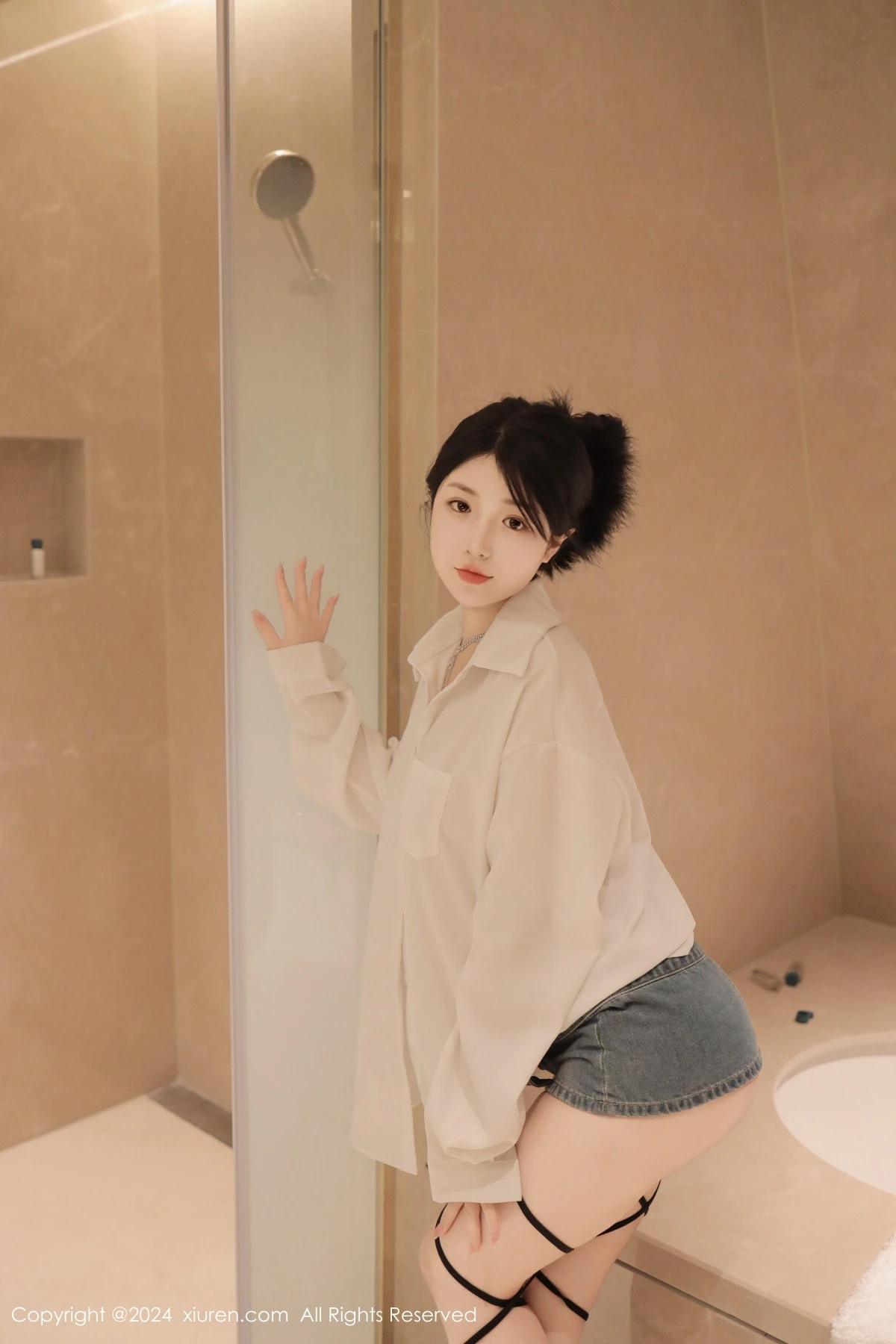 [XiuRen秀人网]第8400期陈小花写真 [77P]-008