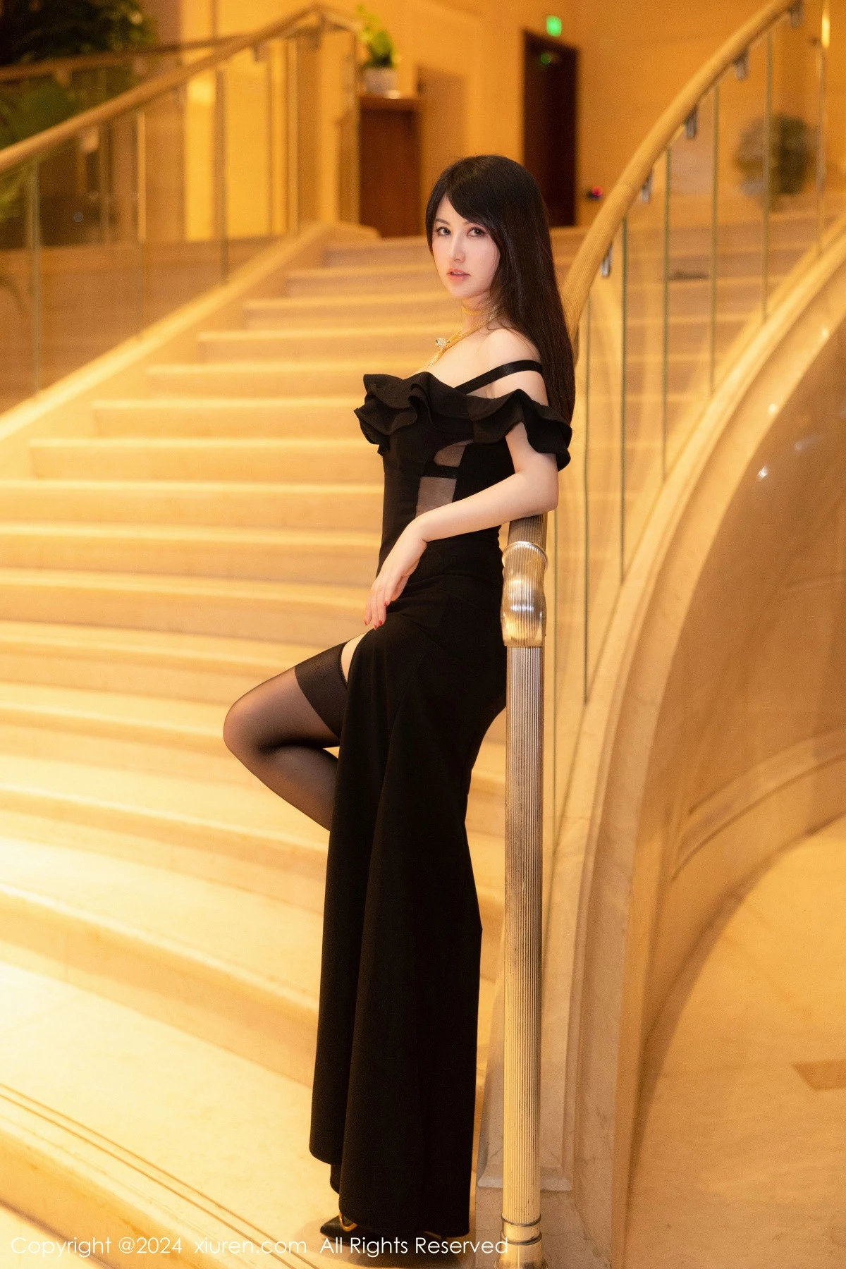 [XiuRen秀人网]第8397期诗诗写真 [81P]-005