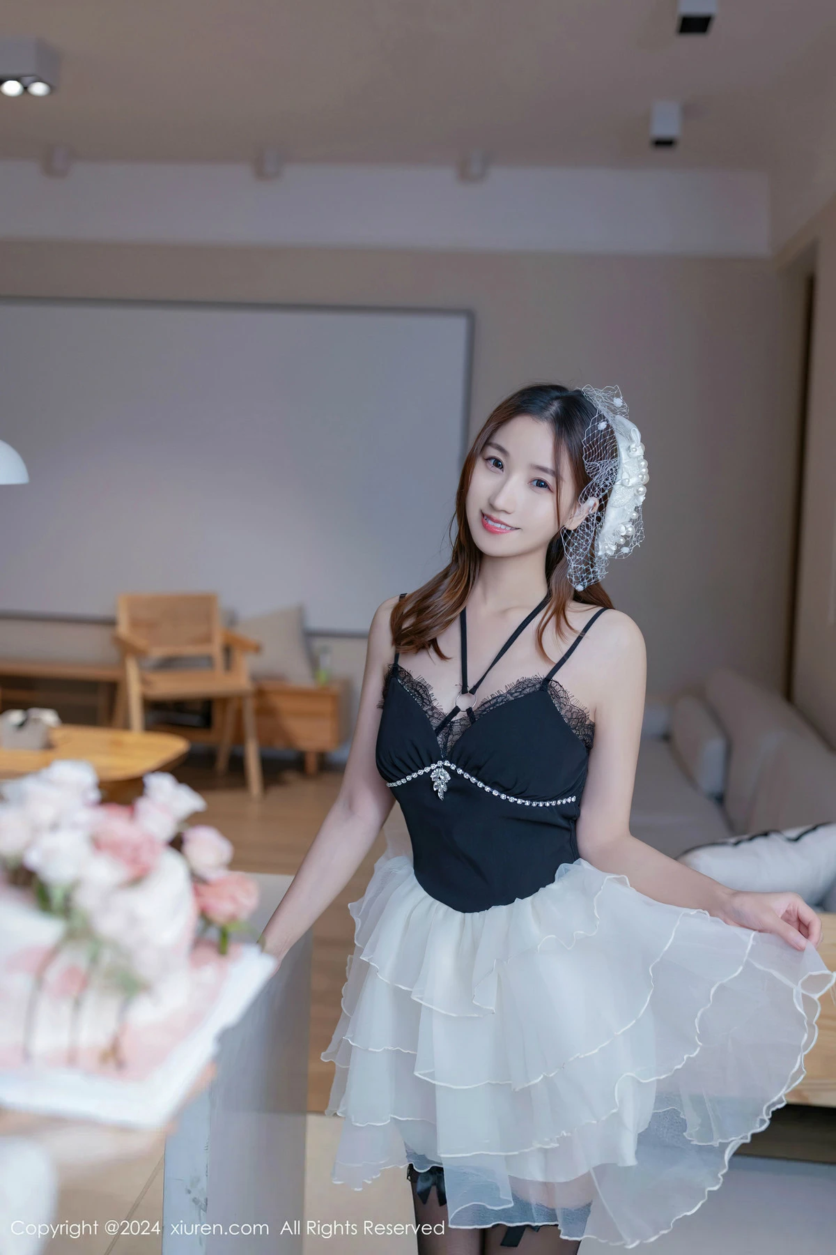 [XiuRen秀人网]第8398期杏子写真 [80P]-001