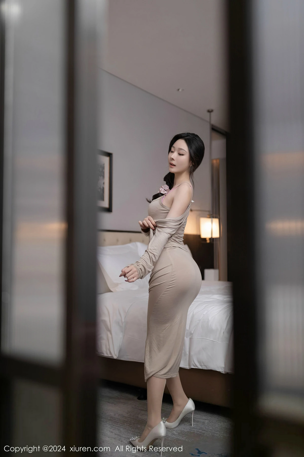 [XiuRen秀人网]第8417期小逗逗写真 [84P]-015