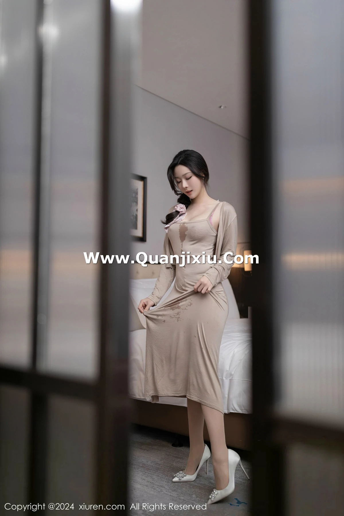 [XiuRen秀人网]第8417期小逗逗写真 [84P]-014