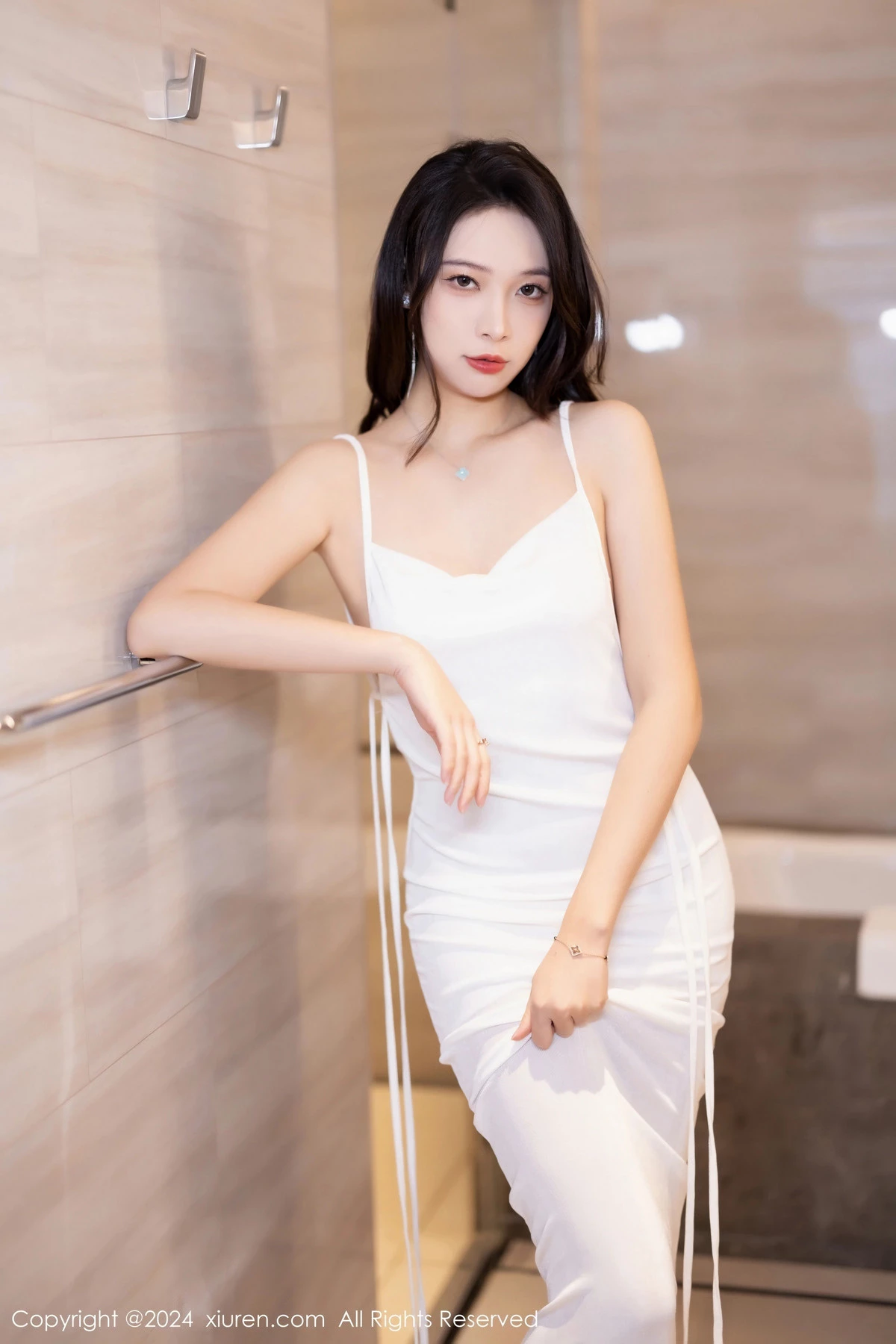 [XiuRen秀人网]第8272期郑颖姗写真 [85P]-004