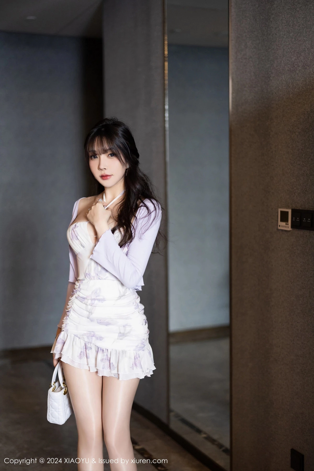 [XiaoYu画语界]第1224期徐莉芝写真 [87P]-001