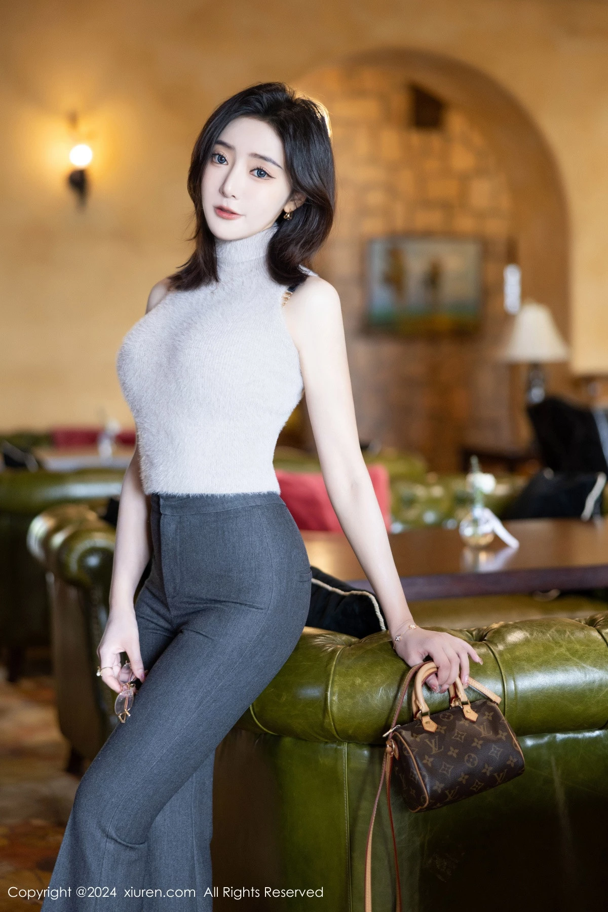 [XiuRen秀人网]第8451期王馨瑶写真 [80P]-004