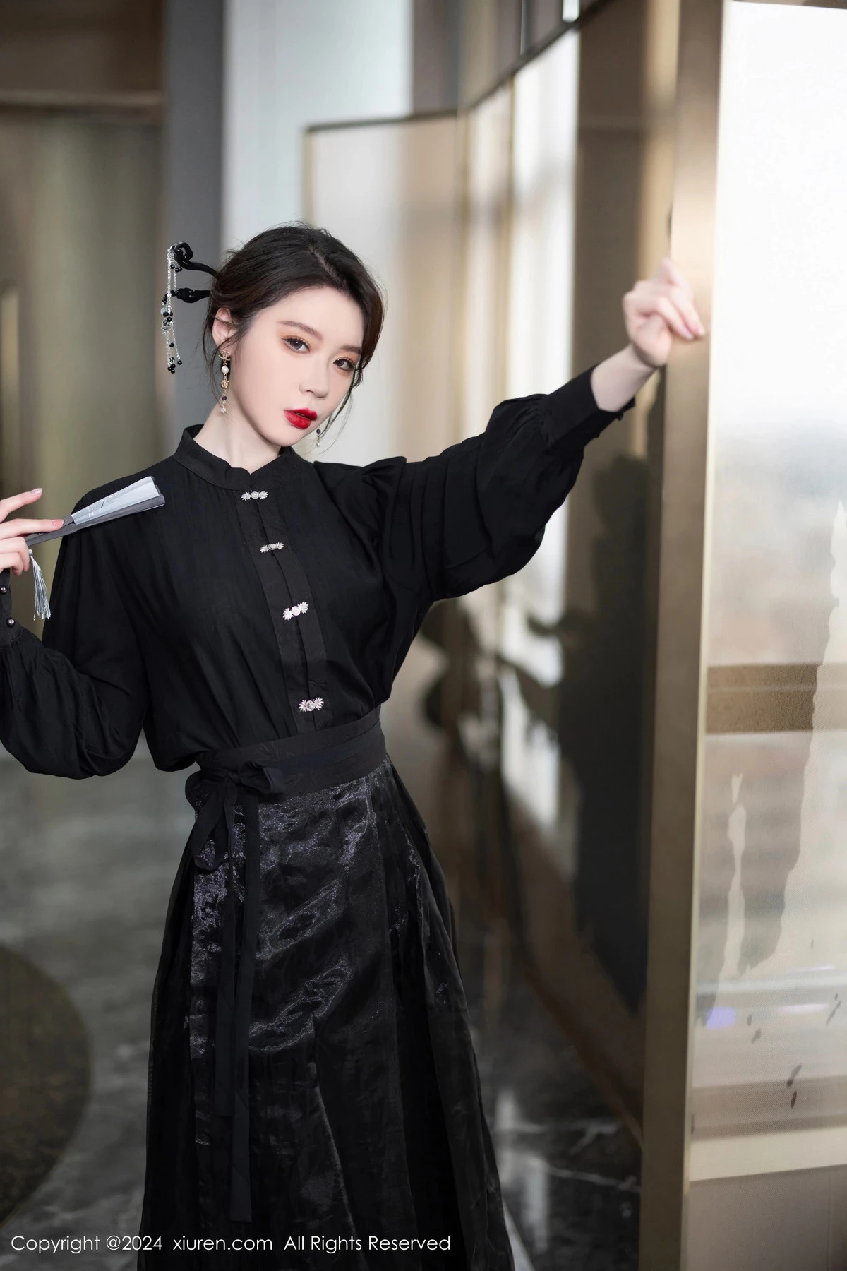 [XiuRen秀人网]第8465期梦心玥写真 [82P]-002