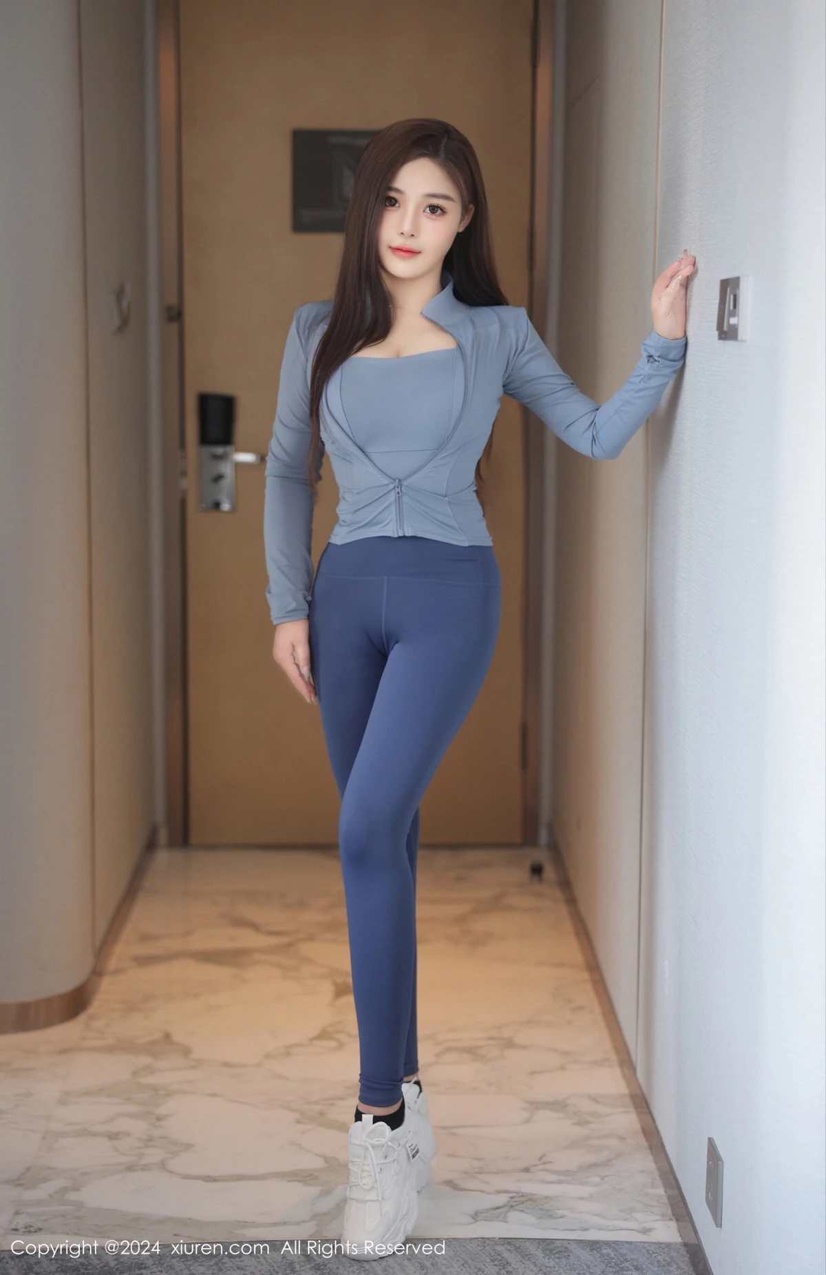 [XiuRen秀人网]第8461期王雅姗写真 [80P]-001