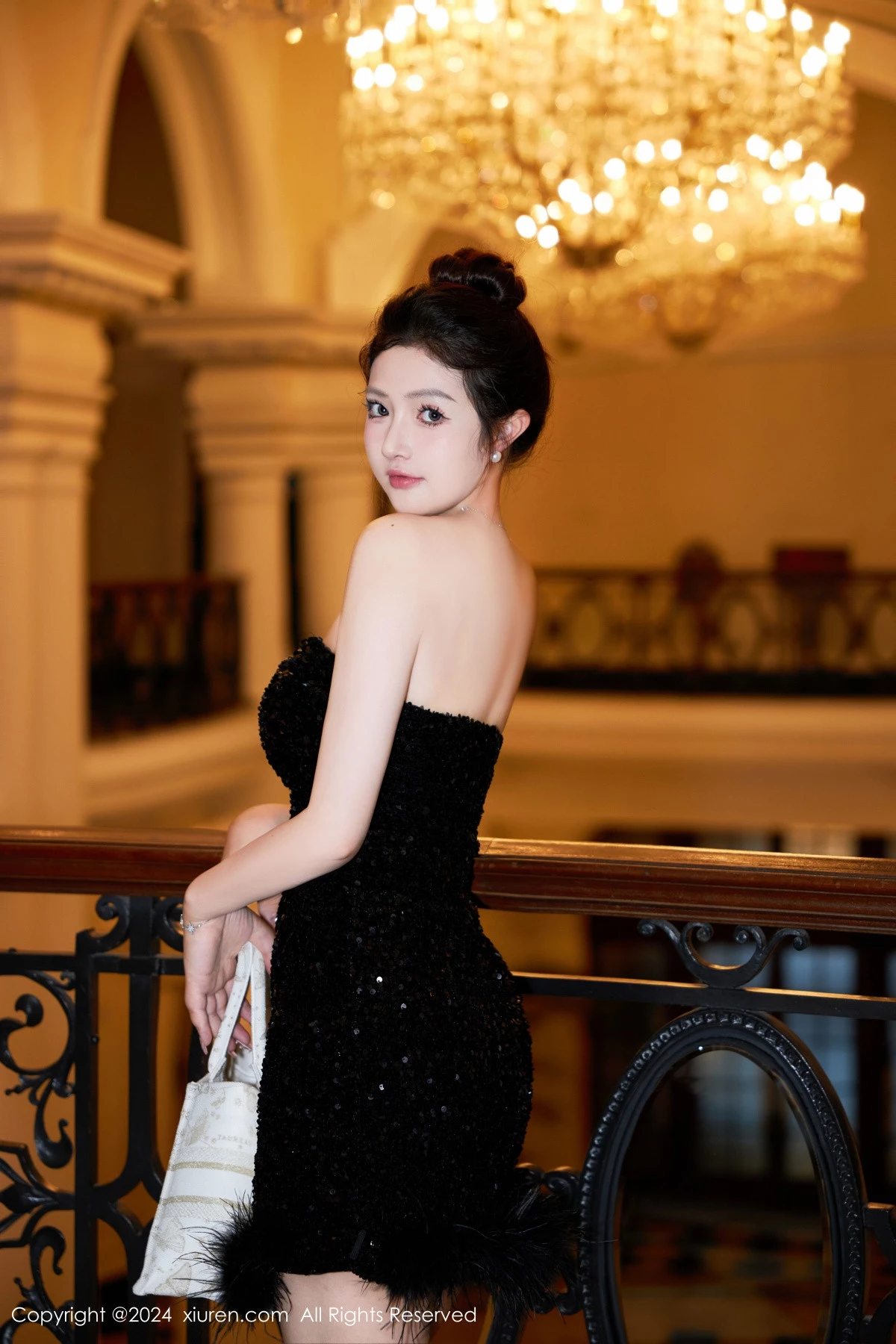 [XiuRen秀人网]第8462期养乐多写真 [48P]-005