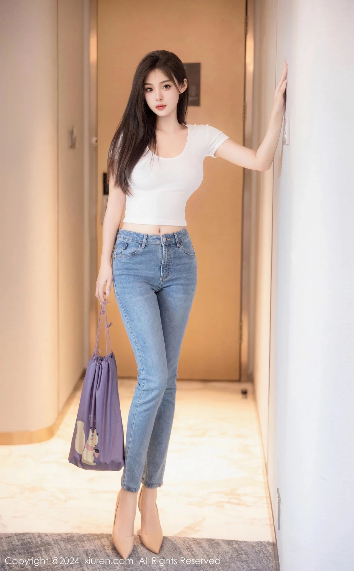 [XiuRen秀人网]第8467期周周不吃香菜写真 [88P]-001