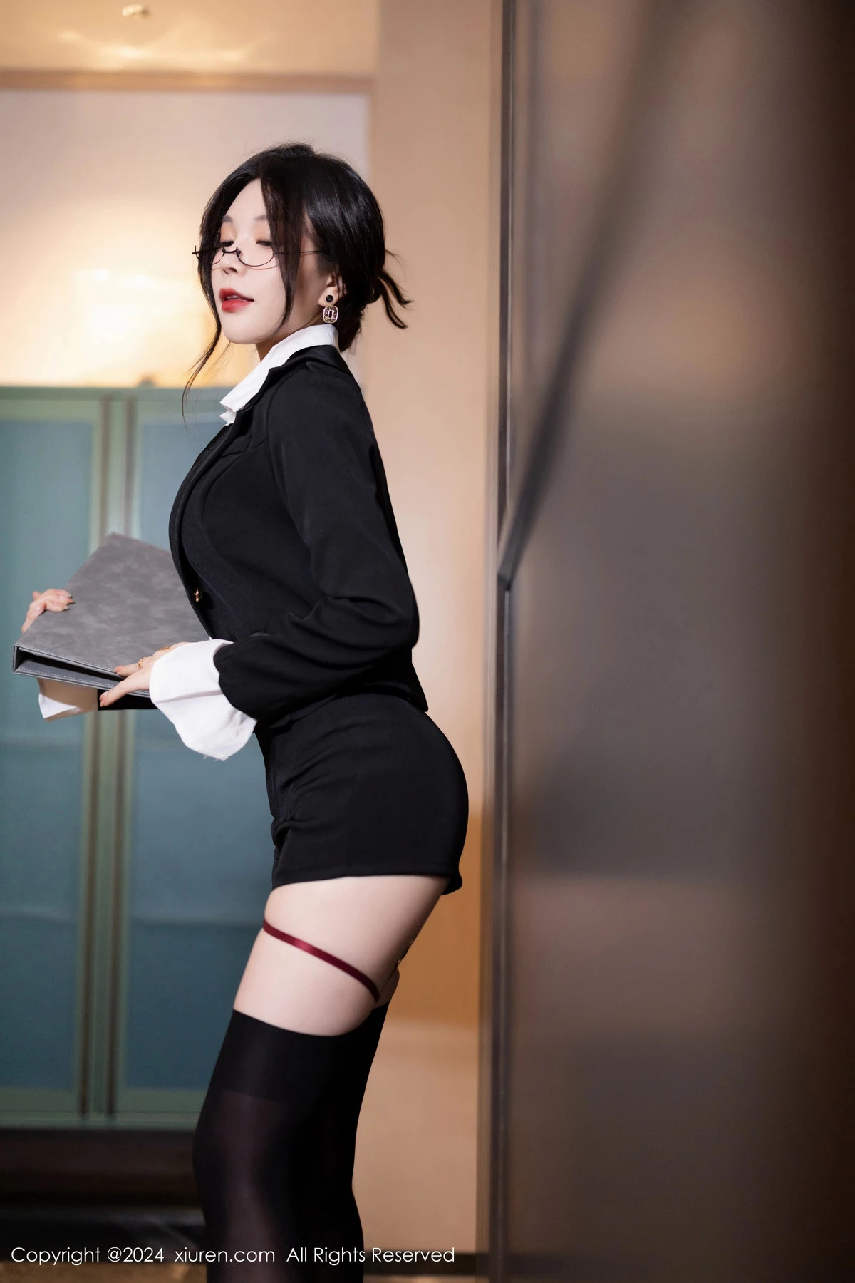 [XiuRen秀人网]第8440期徐莉芝写真 [82P]-003
