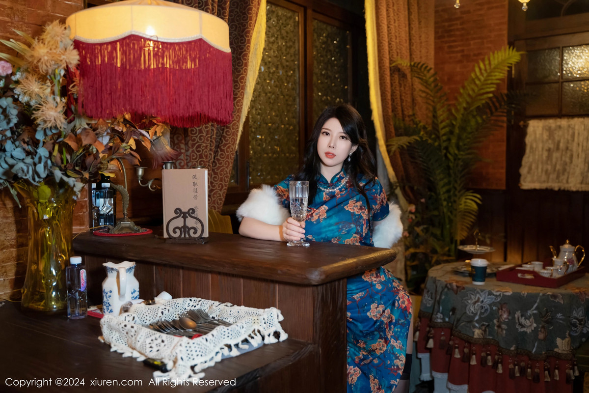 [XiuRen秀人网]第8476期白茹雪写真 [60P]-004