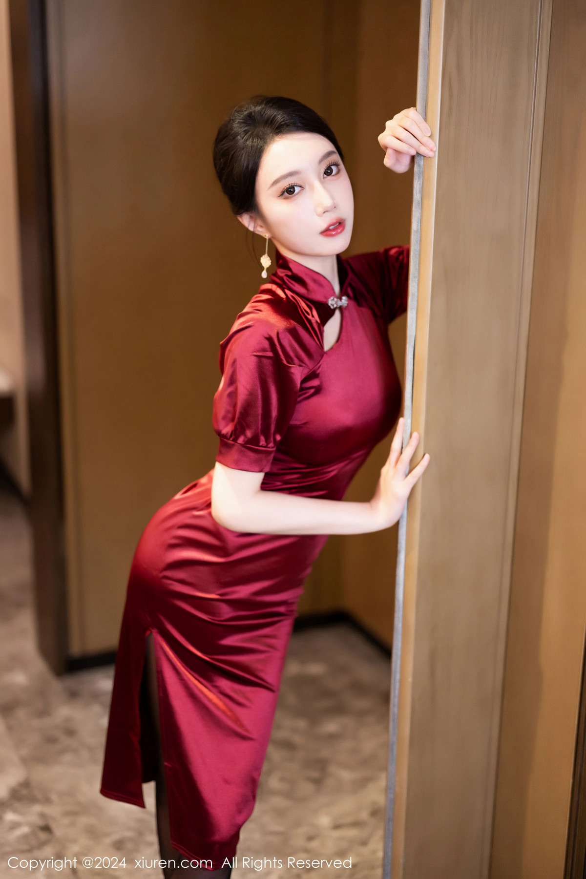 [XiuRen秀人网]第8479期玥儿玥写真 [70P]-003