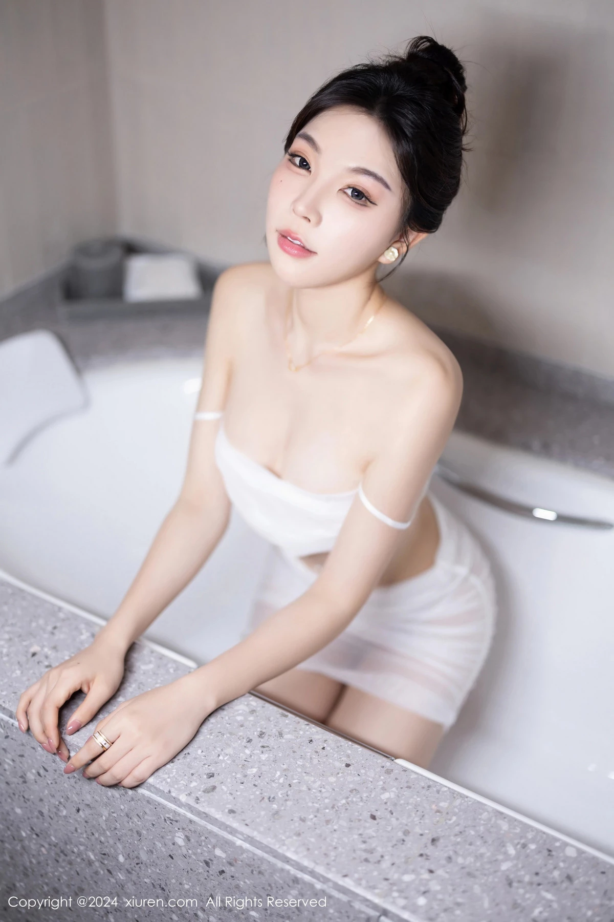 [XiuRen秀人网]第8491期徐莉芝写真 [85P]-069