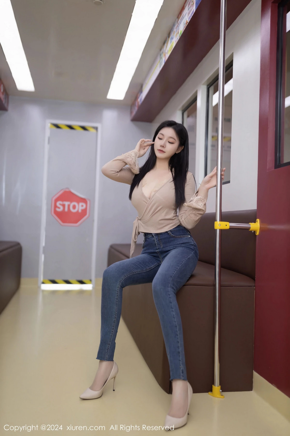 [XiuRen秀人网]第8498期安然写真 [79P]-005