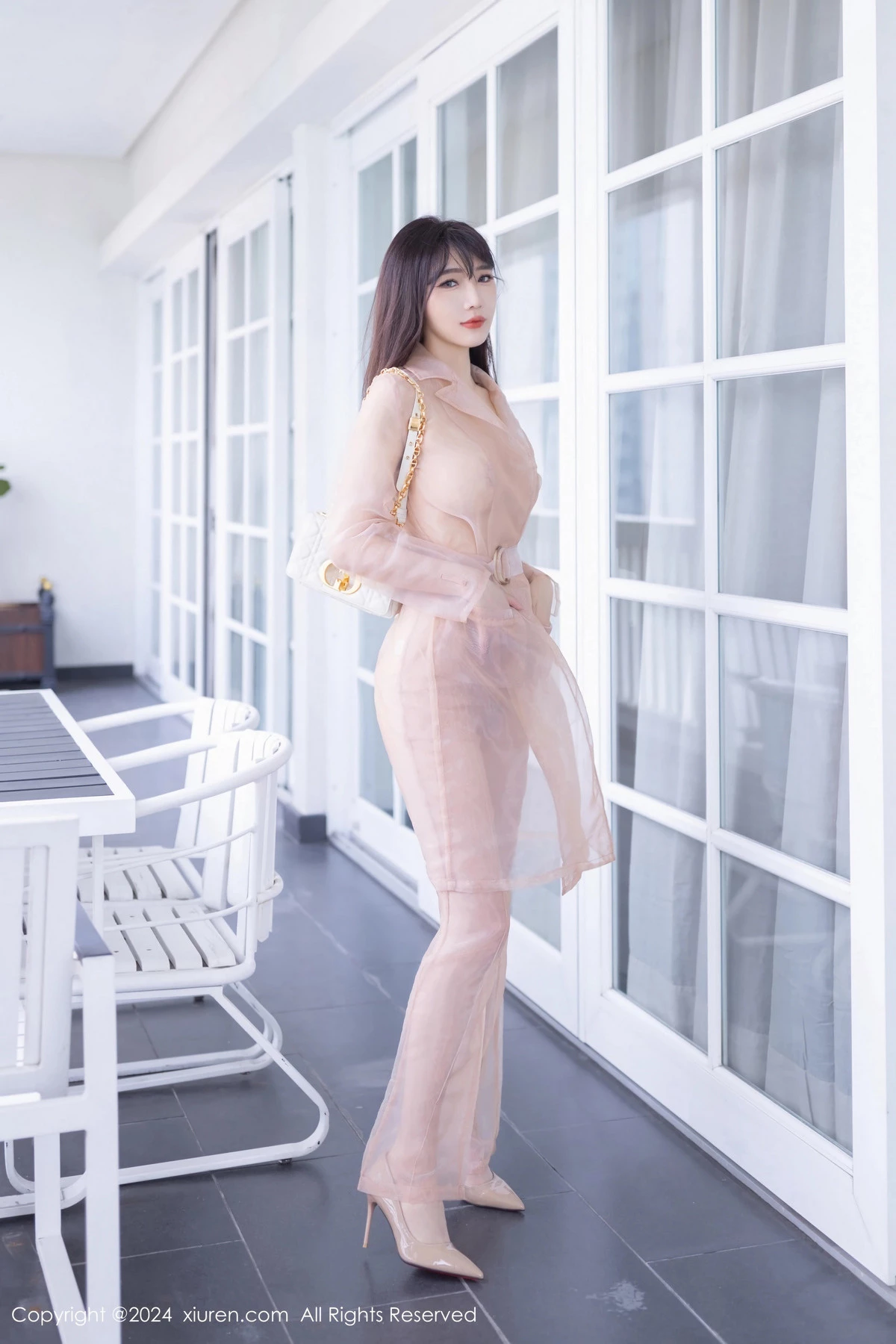 [XiuRen秀人网]第8509期陆萱萱写真 [80P]-001