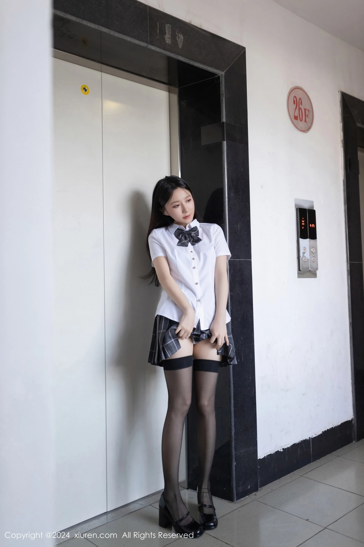 [XiuRen秀人网]第8516期鱼子酱写真 [80P]-003