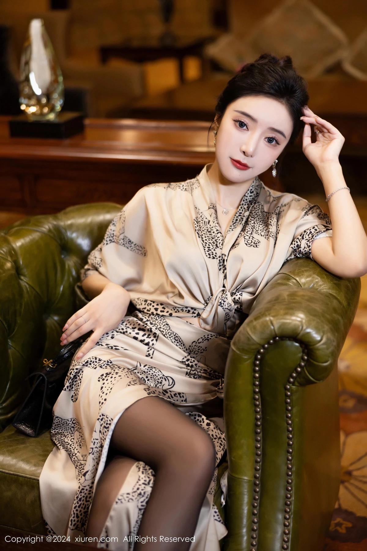 [XiuRen秀人网]第8510期王馨瑶写真 [82P]-010