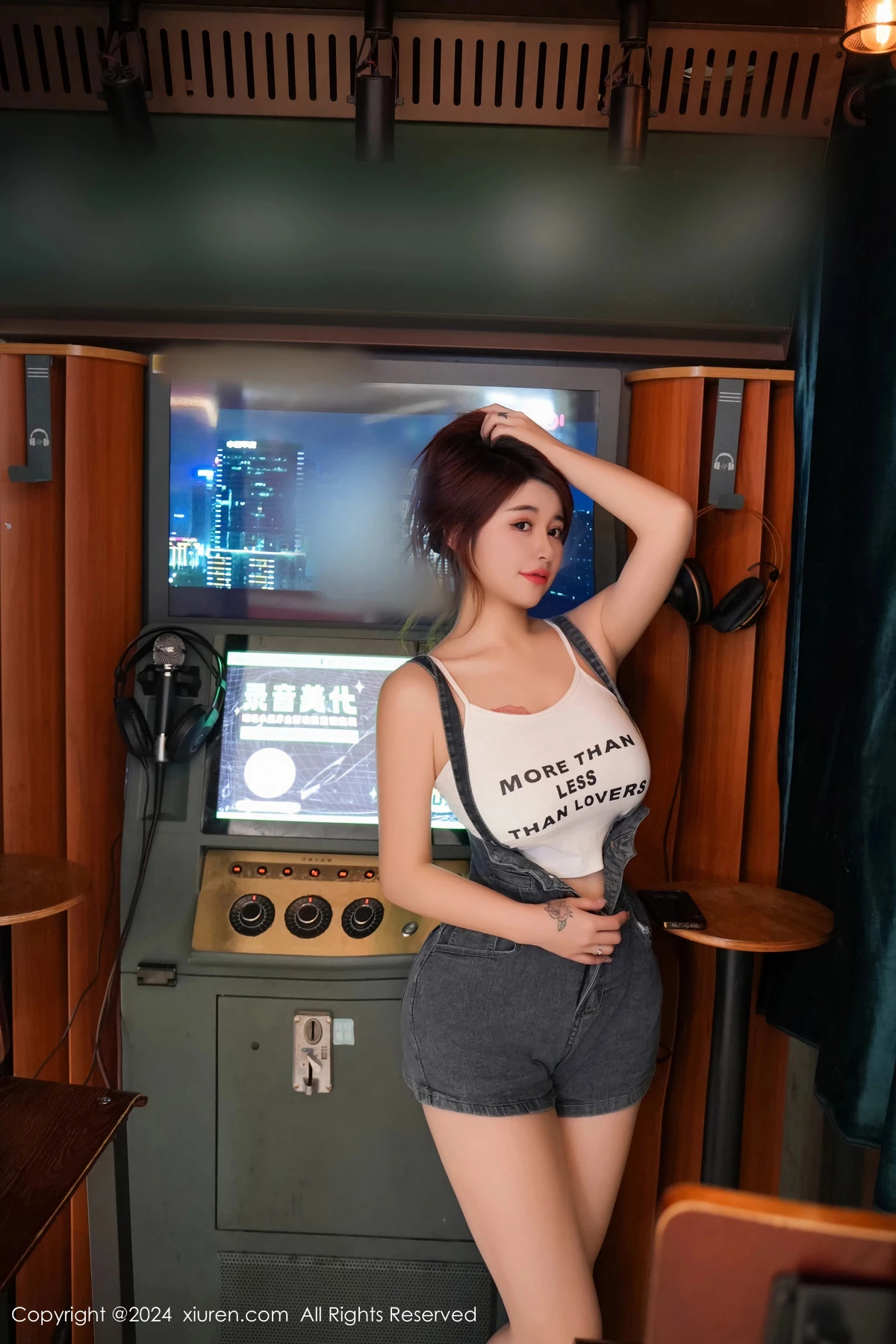 [XiuRen秀人网]第8506期美七写真 [99P]-027