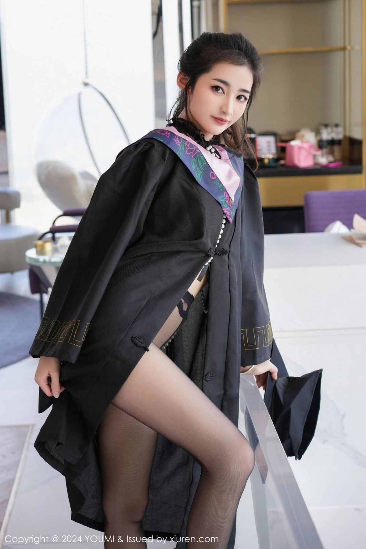 [YouMi尤蜜荟]第1064期鱼尾写真 [95P]-003