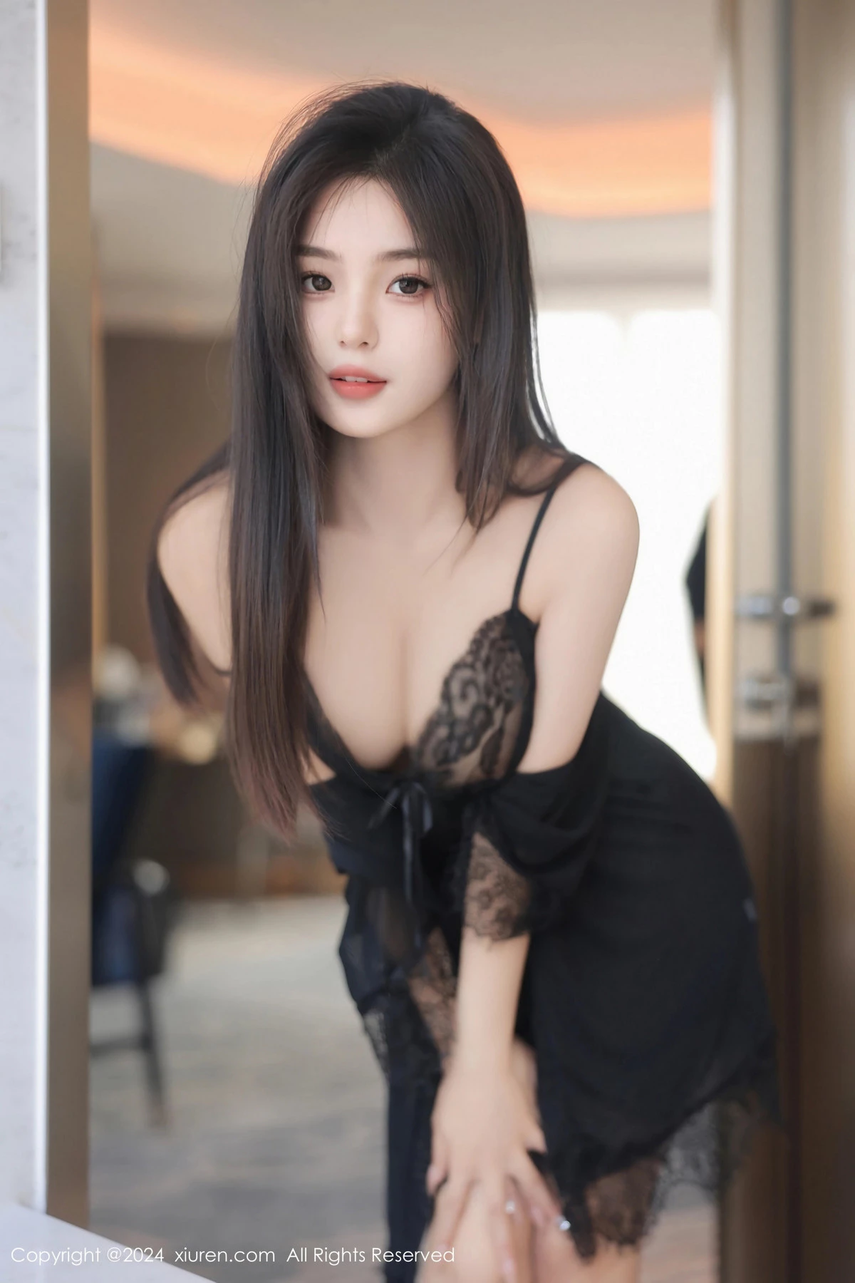 [XiuRen秀人网]第8550期周周不吃香菜写真 [85P]-006