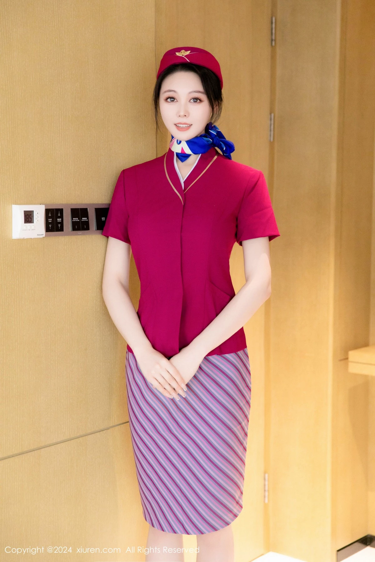[XiuRen秀人网]第8563期清妙写真 [89P]-001