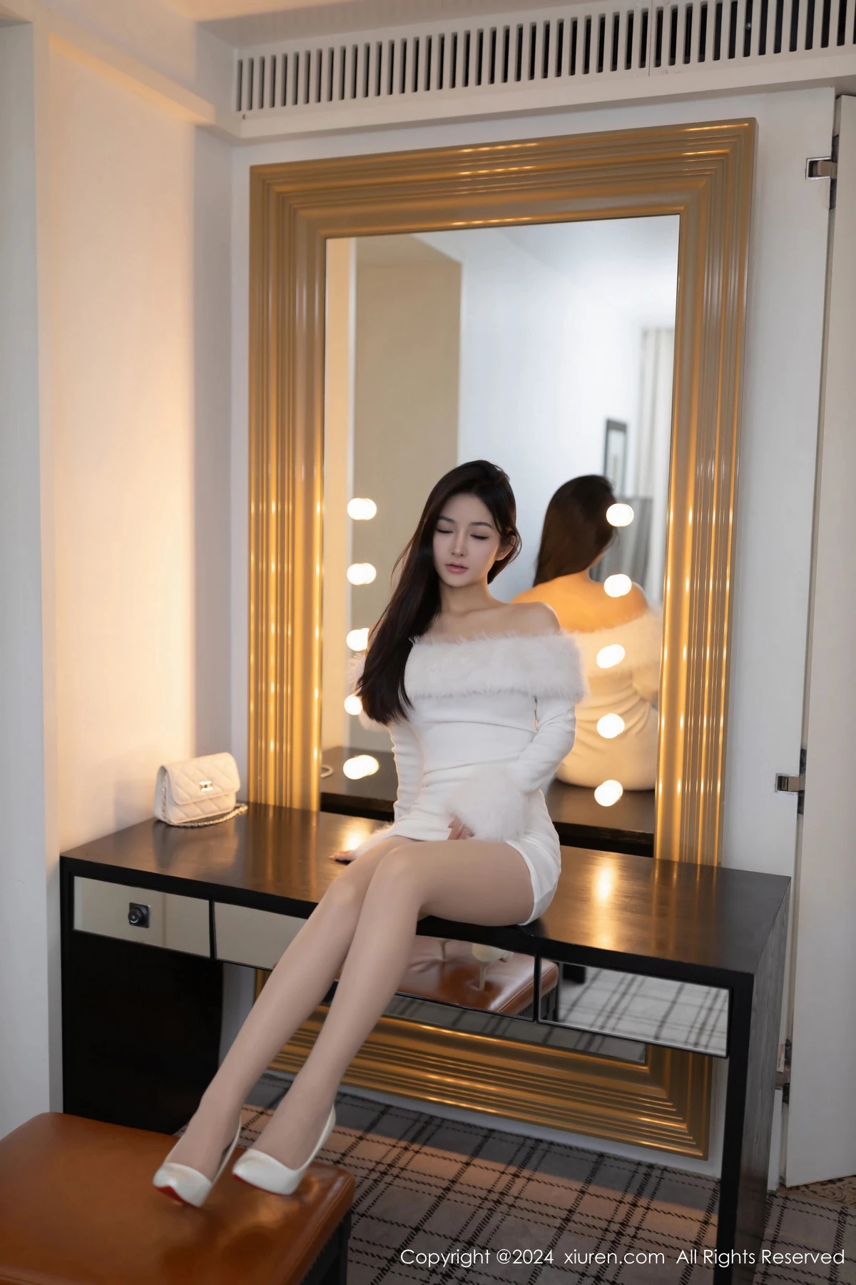 [XiuRen秀人网]第8546期谭小灵写真 [74P]-003