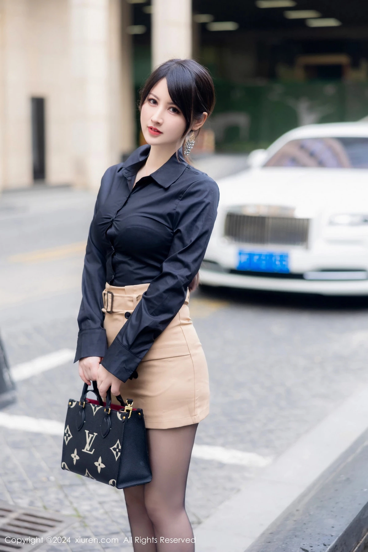 [XiuRen秀人网]第8569期诗诗写真 [82P]-008