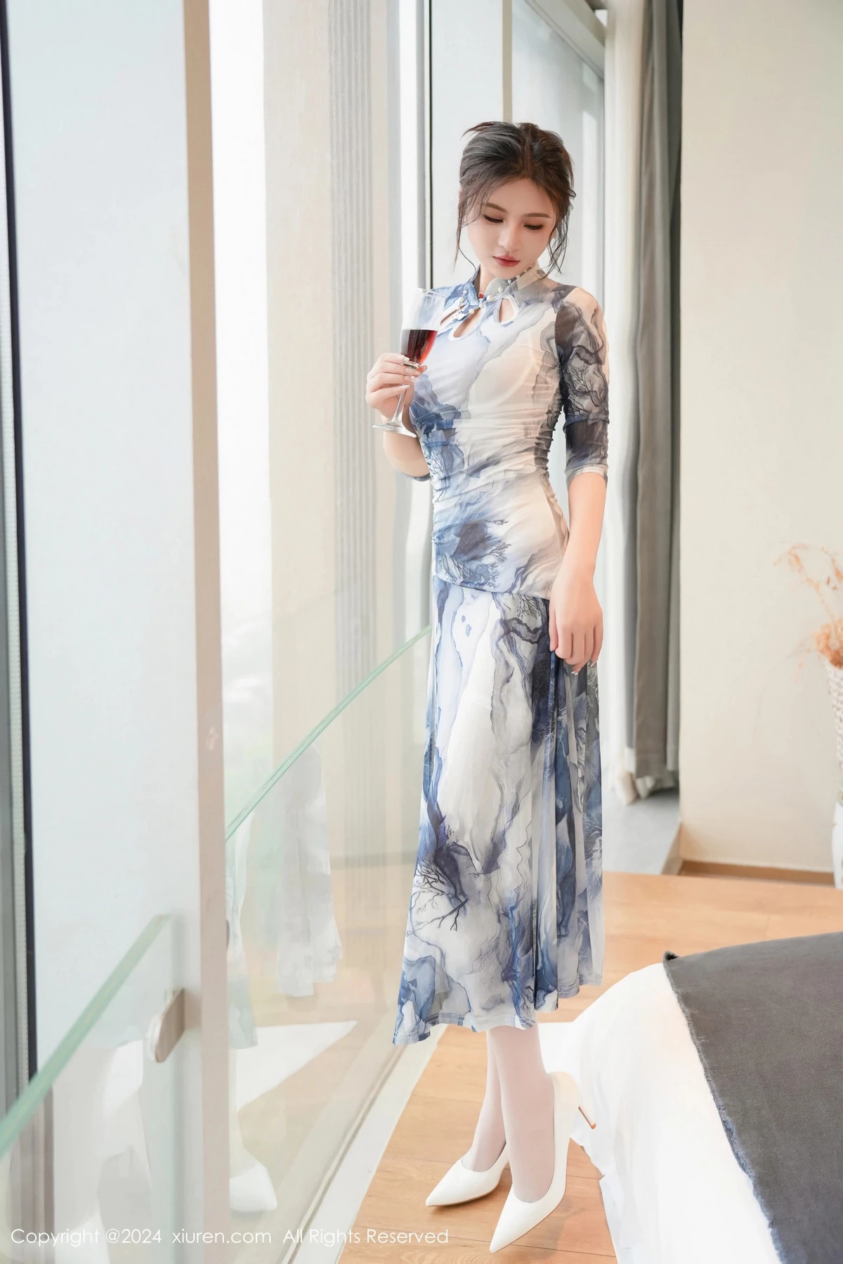 [XiuRen秀人网]第8587期尹菲写真 [113P]-003