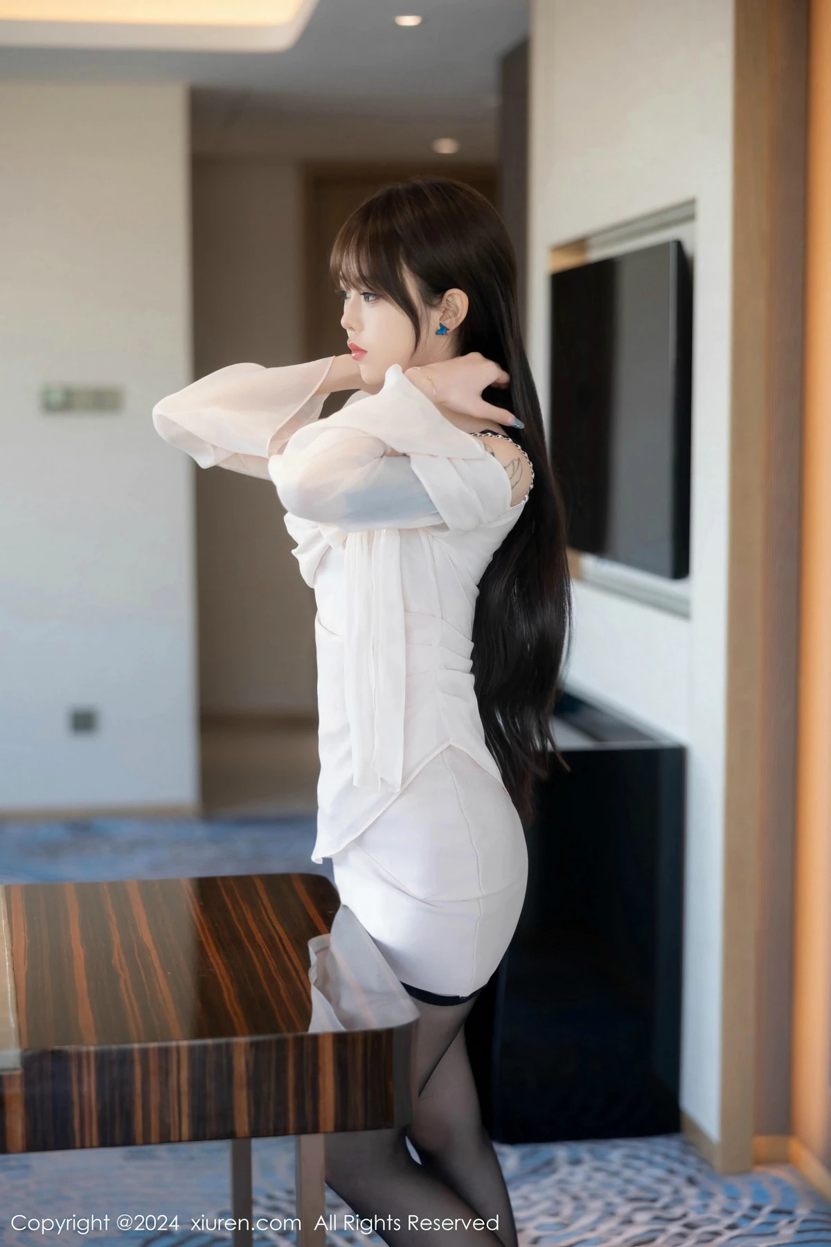 [XiuRen秀人网]第8591期奶瓶写真 [85P]-011