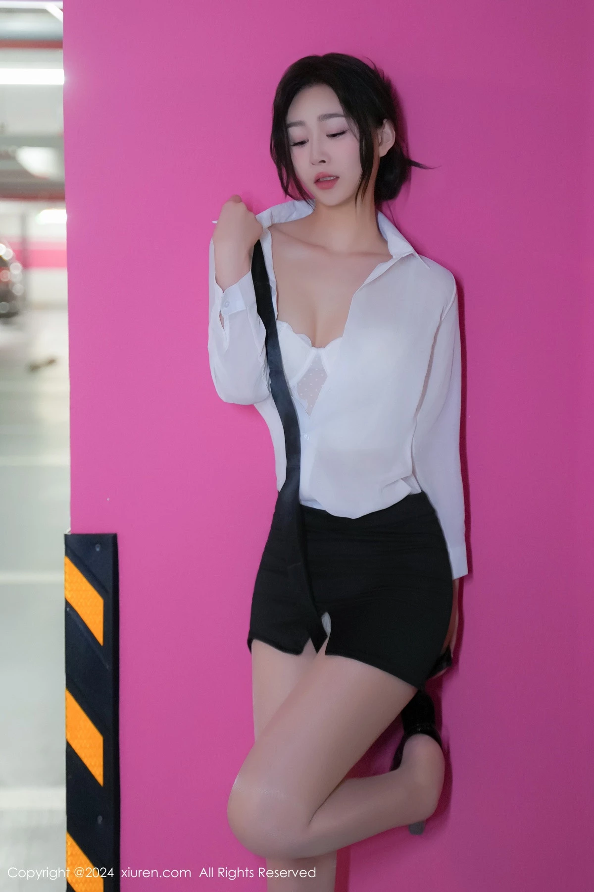 [XiuRen秀人网]第8613期软糖爱喝奶写真 [68P]-016
