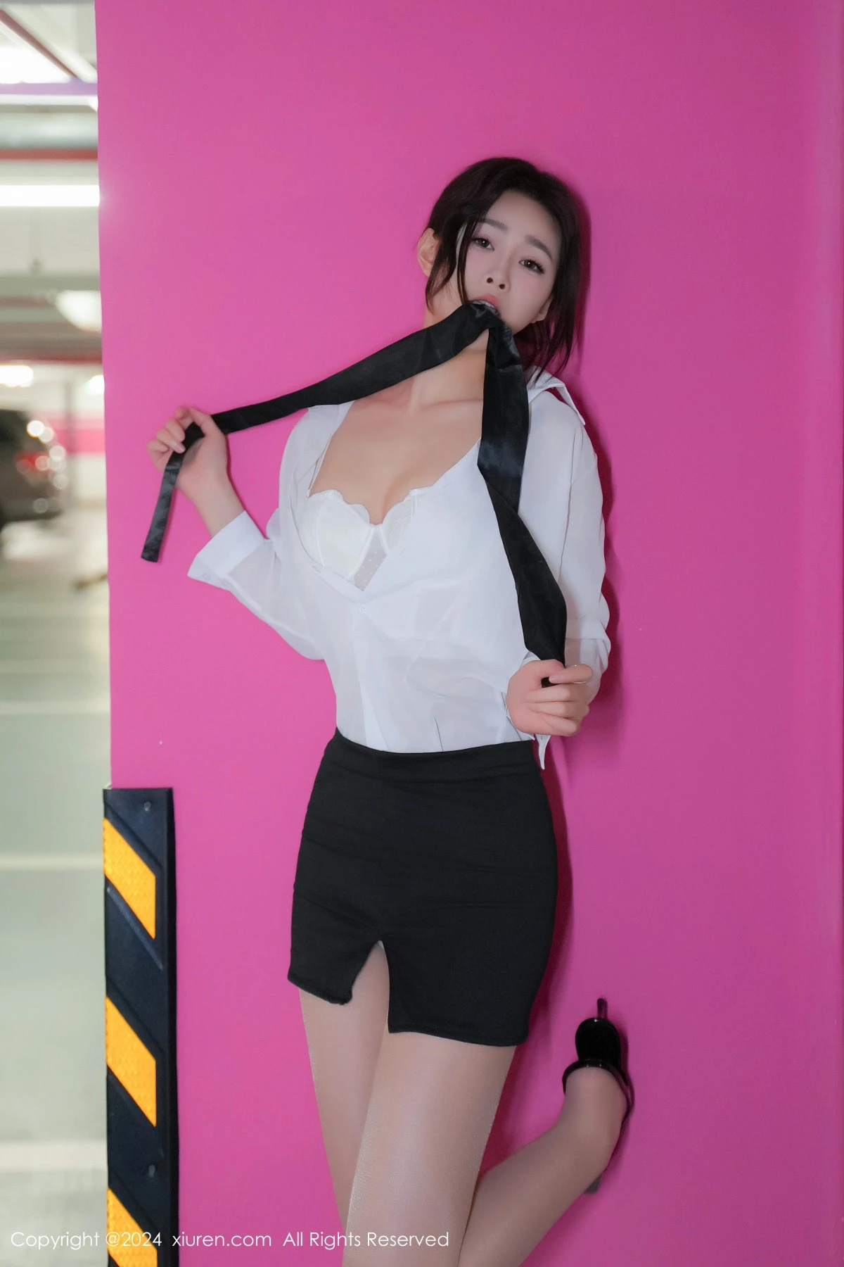 [XiuRen秀人网]第8613期软糖爱喝奶写真 [68P]-014