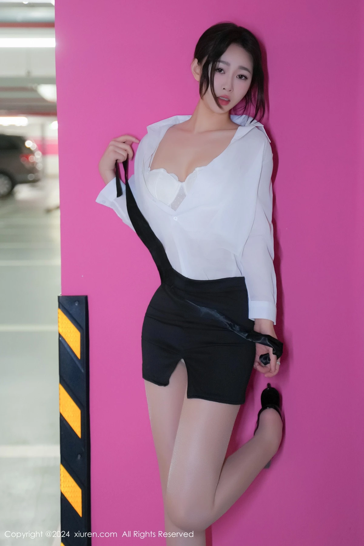 [XiuRen秀人网]第8613期软糖爱喝奶写真 [68P]-015