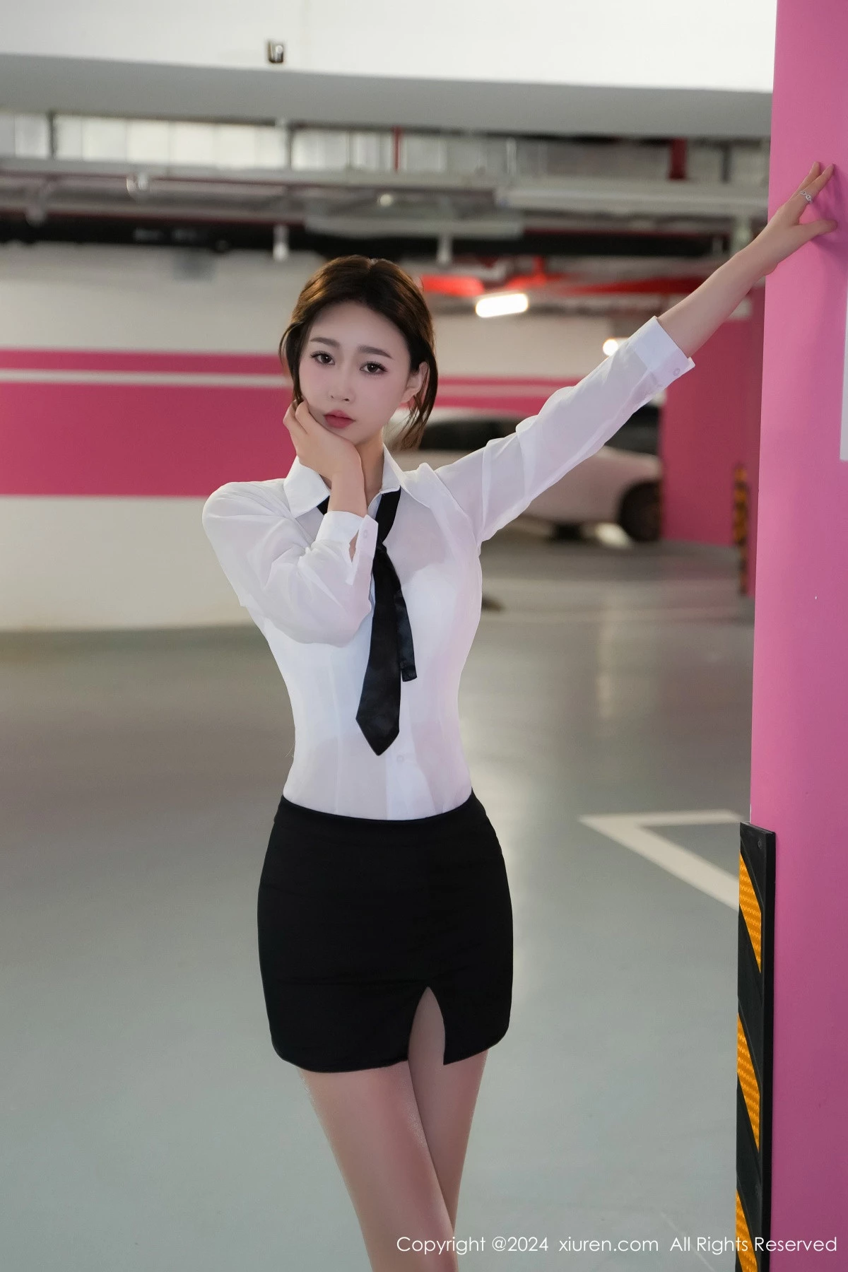 [XiuRen秀人网]第8613期软糖爱喝奶写真 [68P]-009