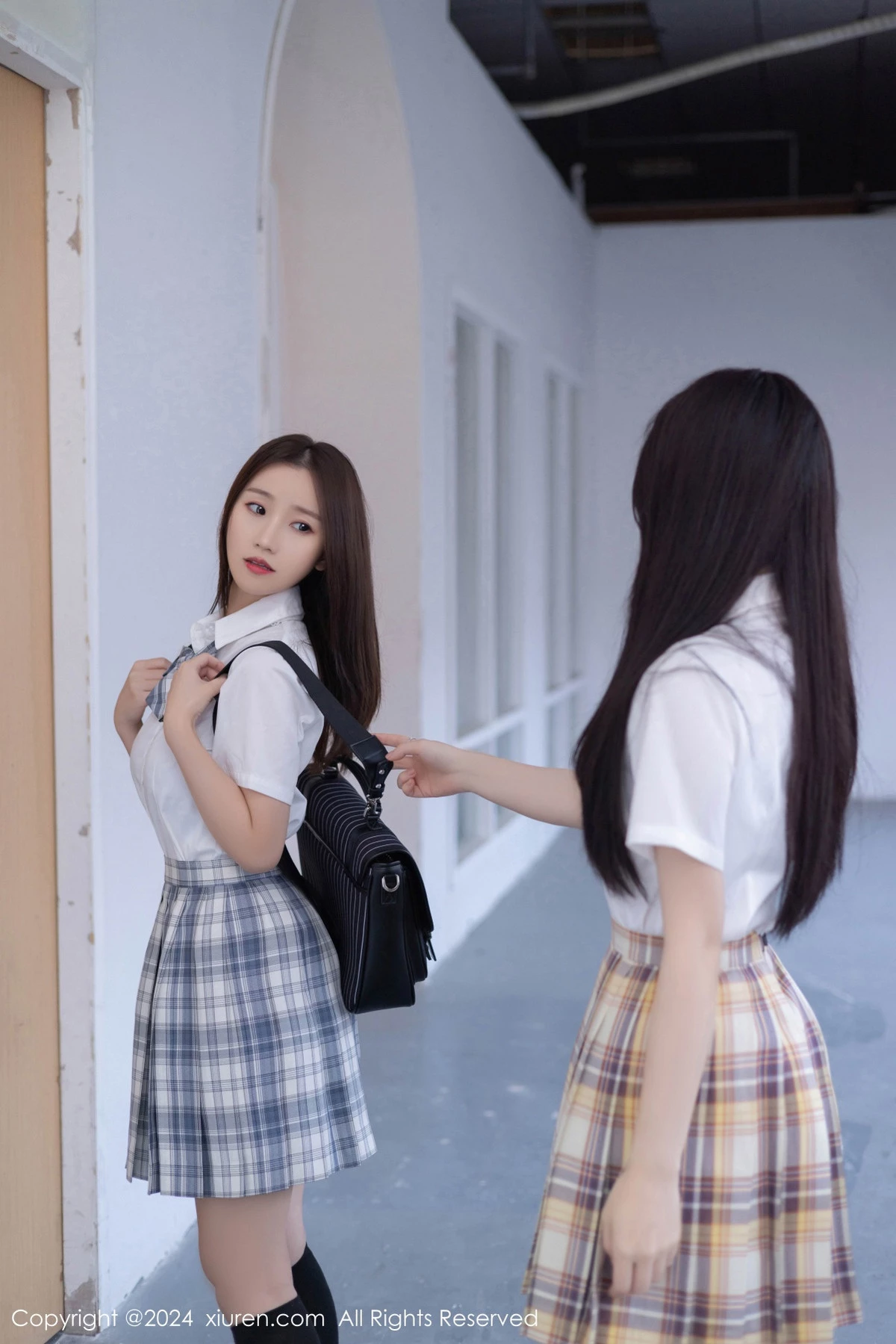 [XiuRen秀人网]第8654期杏子写真 [86P]-003