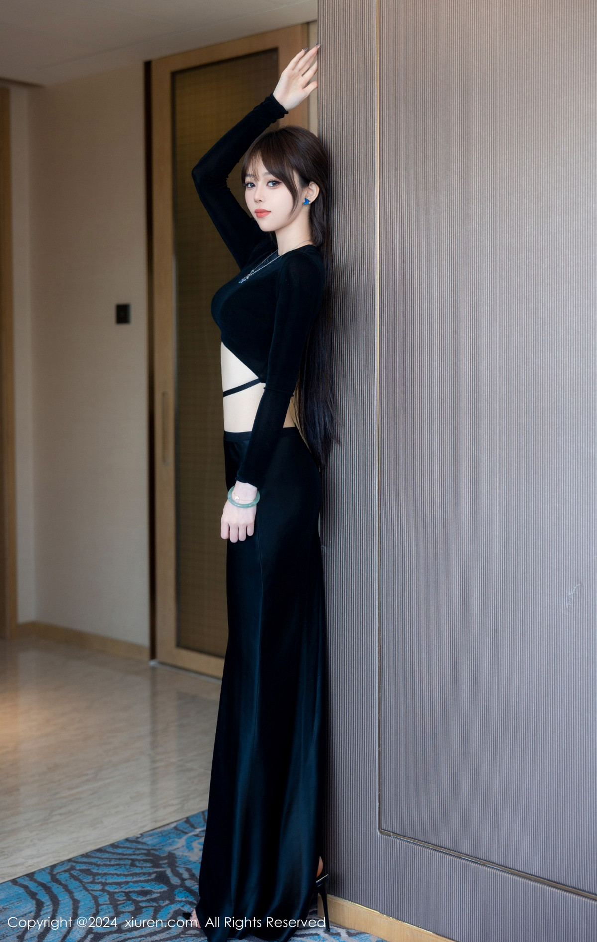 [XiuRen秀人网]第8661期奶瓶写真 [83P]-010