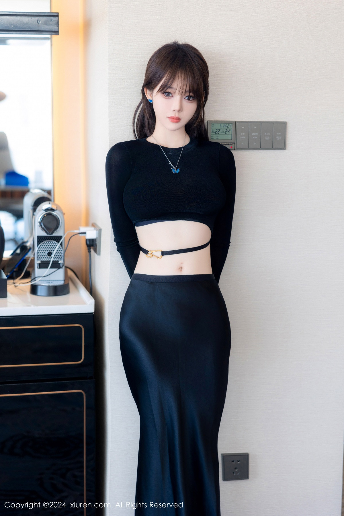 [XiuRen秀人网]第8661期奶瓶写真 [83P]-001